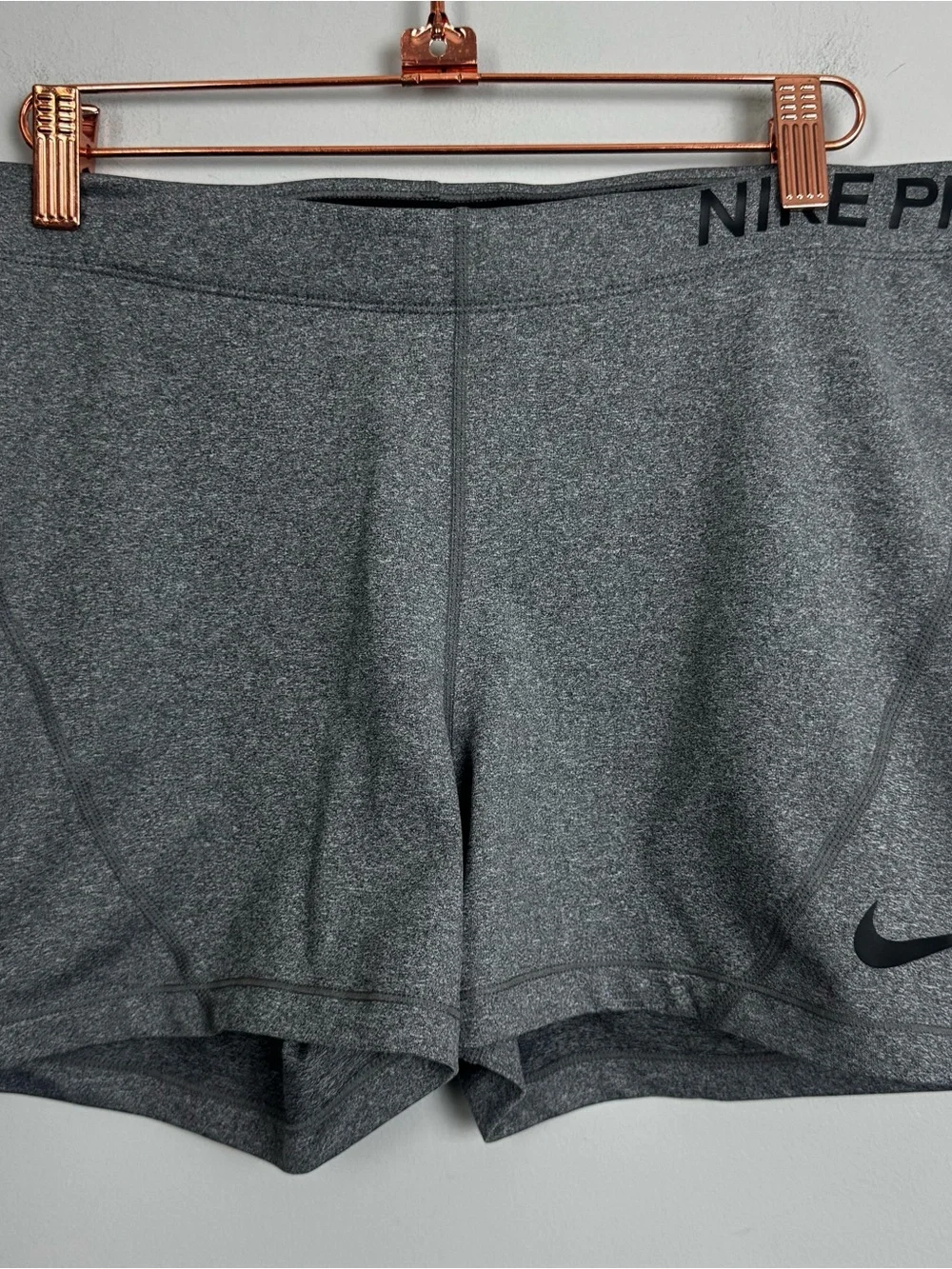 NIKE PRO | Gray Heather High-Rise Fitted Dri-Fit Shorts Women’s Size X-Large